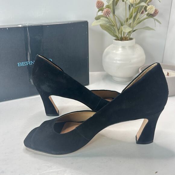 Bernardo Nieve Kid Suede Peep Toe Chunky Heel Pumps Black Women's 9M Tried On - Picture 6 of 12